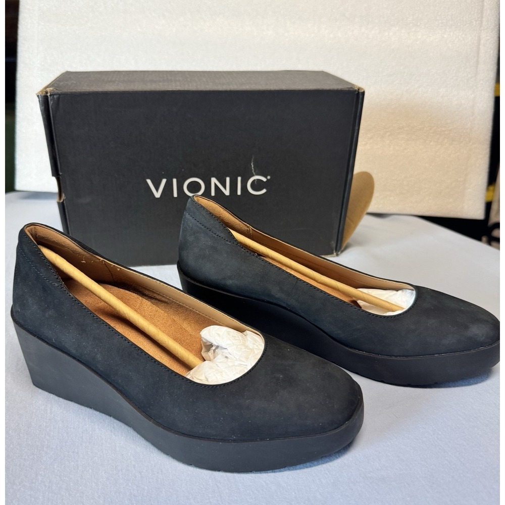 Vionic Sereno Wedge Comfort Pump Womens 6 Black NUBUCK Suede Arch Support New